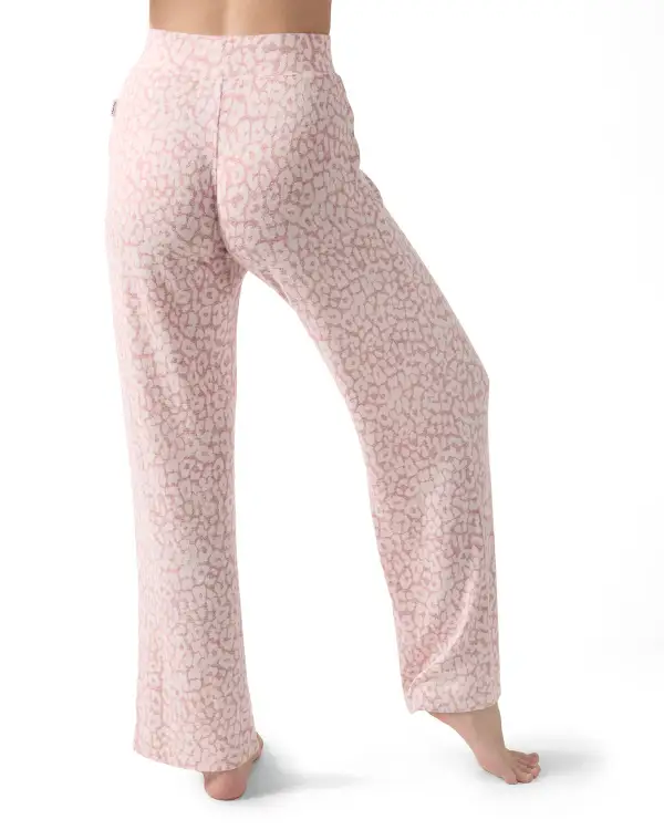 S Soft And Cozy Allover Leopard Print Lounge Pants