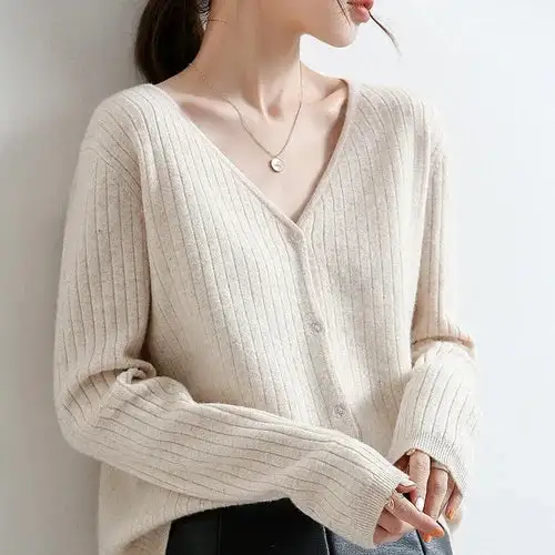 Essential Ribbed Cardigan