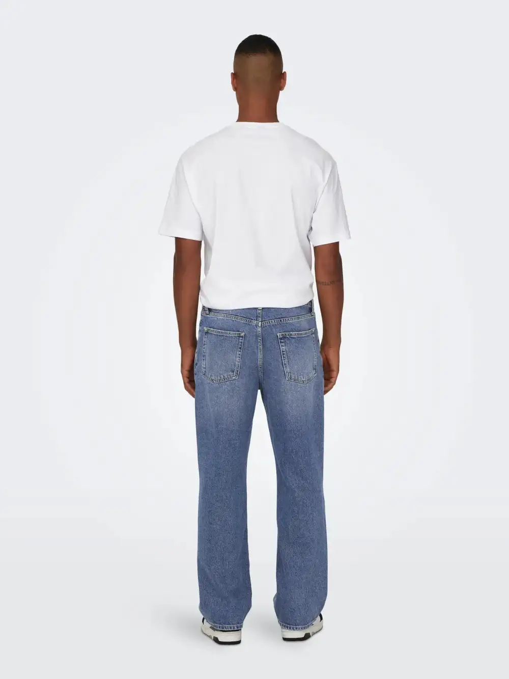 Modern Loose Everyday Jeans
