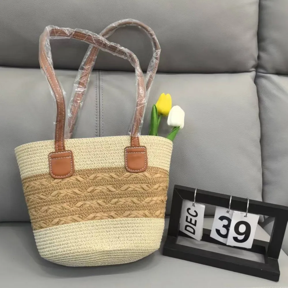 Woven Straw Tote Bag Large Capacity Shoulder Handbag Beach