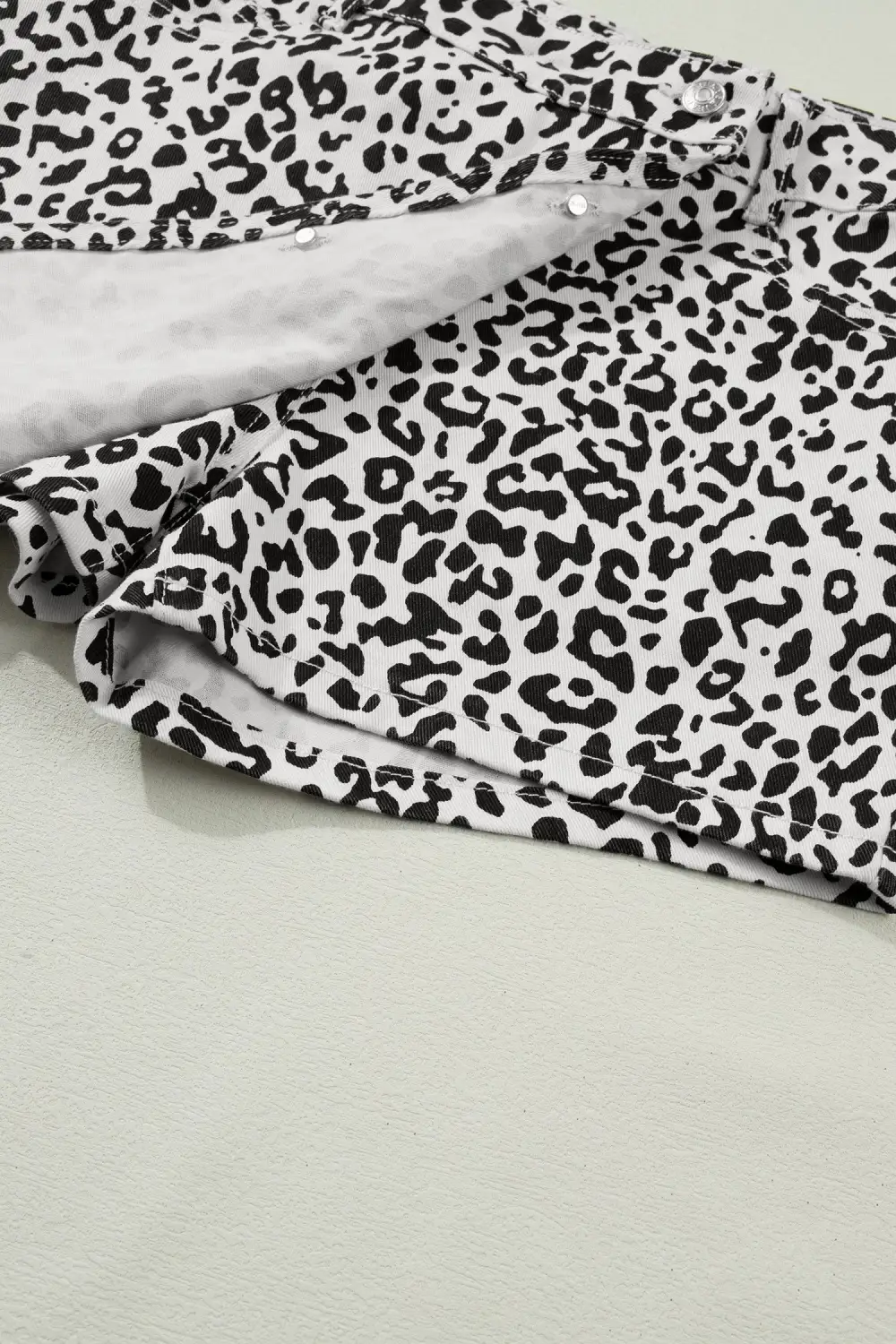 Leopard Print Button Overlap Denim Shorts