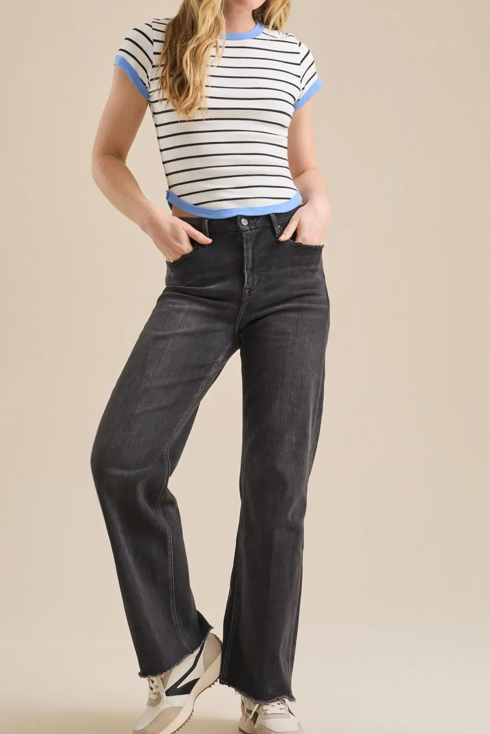 Fitted Contrast Stripe Tee