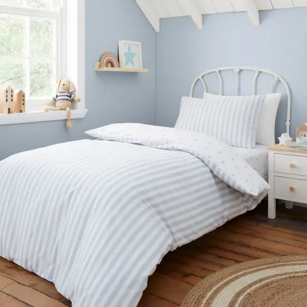 Classic Bedroom Reversible Stripe Linen Duvet Cover Set