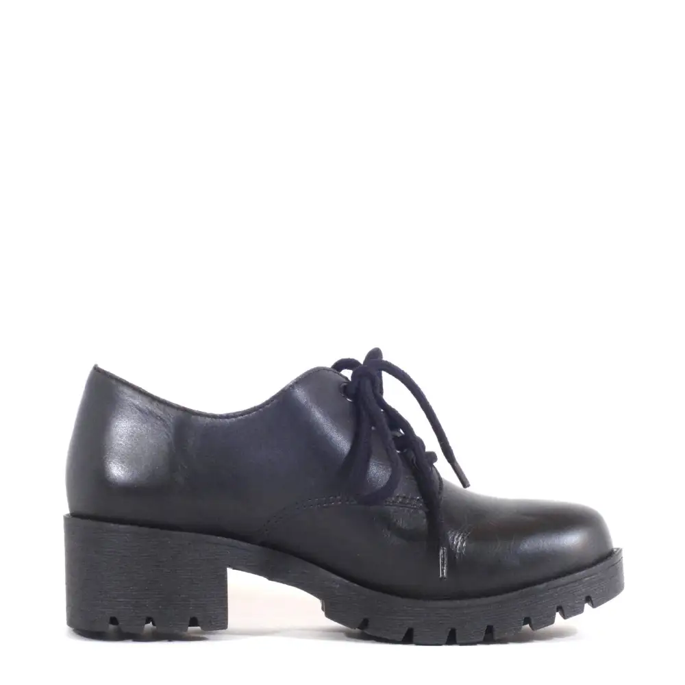 Chunky Lug Sole Lace Up Flats