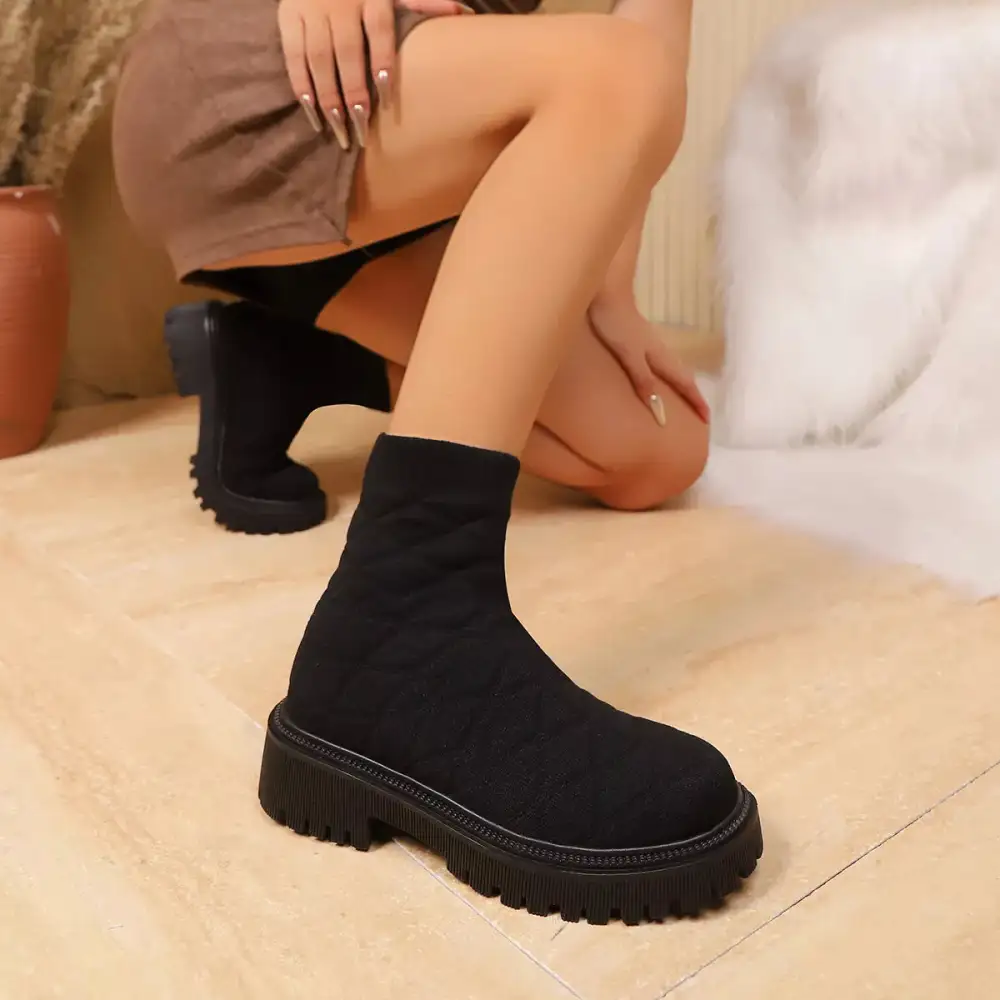 Structured Classic Riding Boots