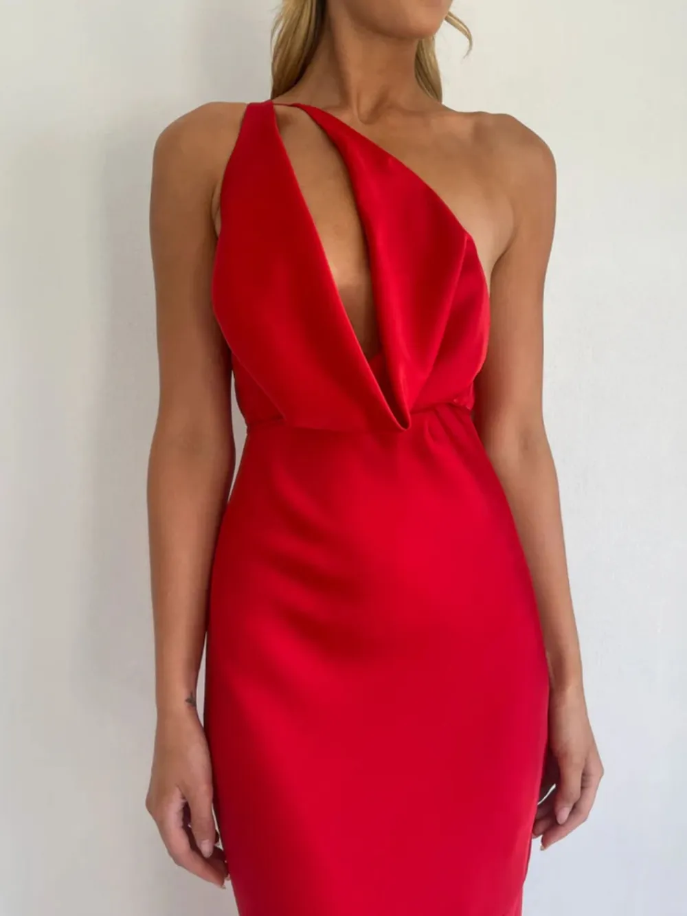 Relaxed Halter Neck Satin Maxi Dress