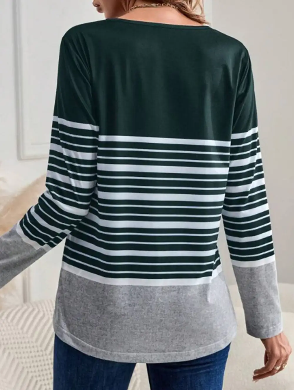 Striped Print Crew Neck Long-Sleeved Tee