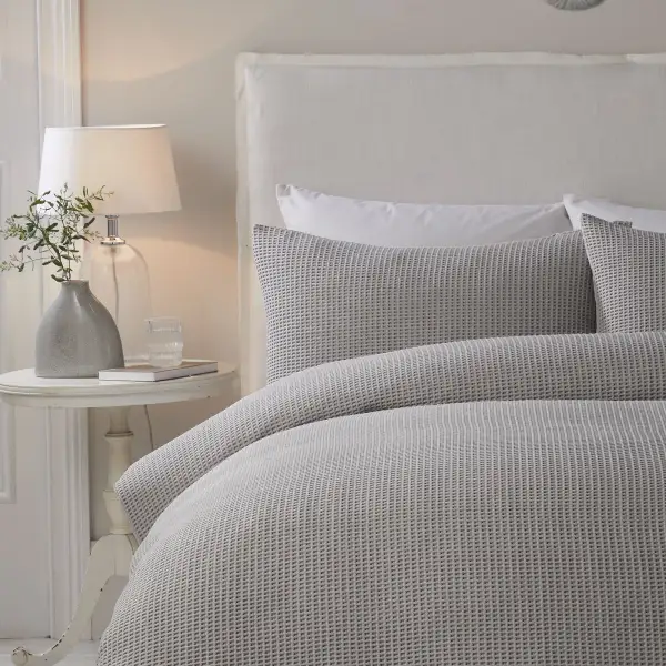 Calm Bedroom Waffle Textured Plain Duvet Cover Set