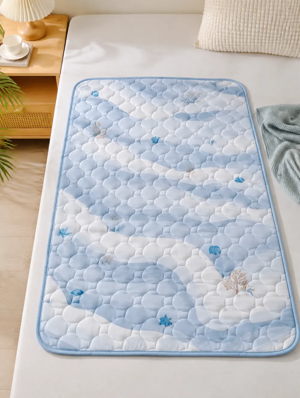 Blue Ocean Shell Print Cooling Mat