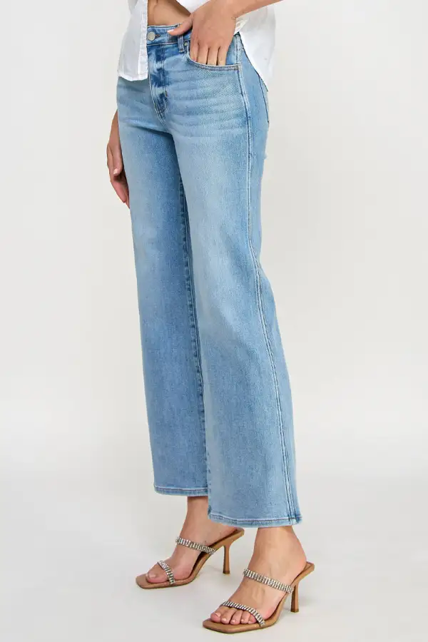 Women's Mid Rise Relaxed Stretch Denim Jeans