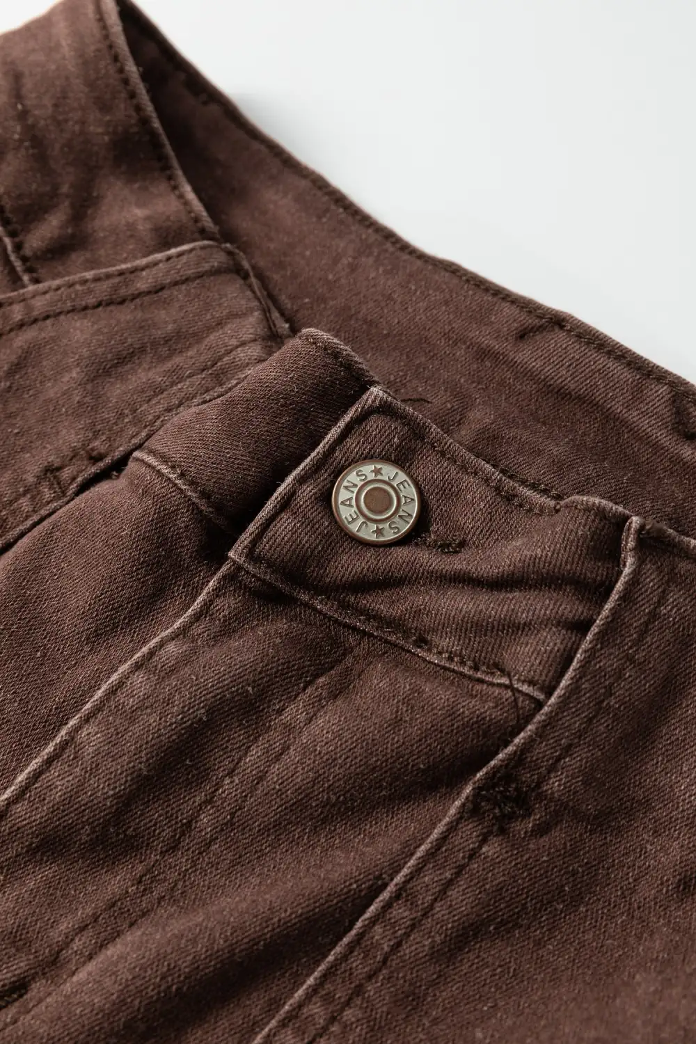 Clean Cut Buttoned Denim Jeans