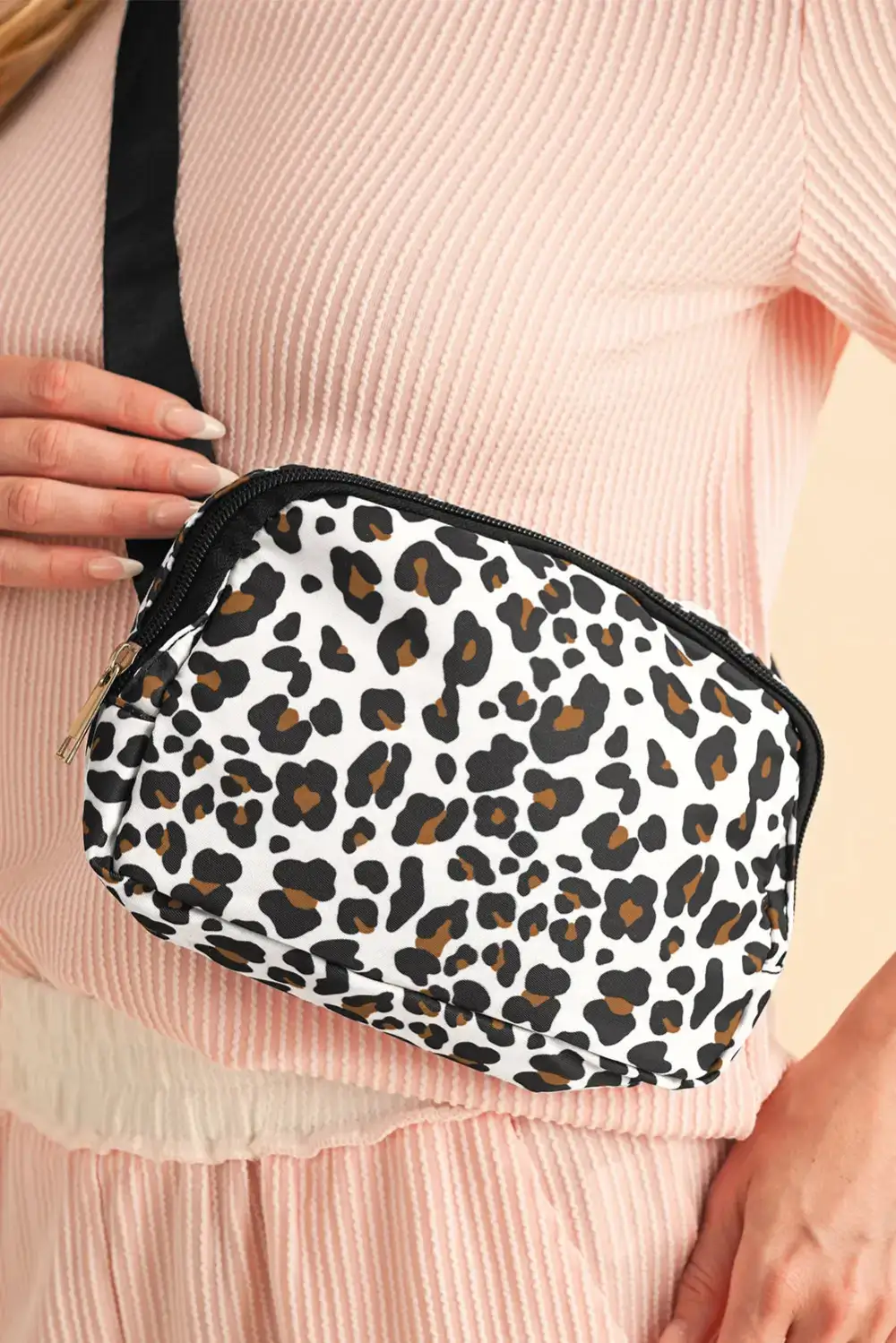 Cheetah Print Multi Pocket Crossbody Bag