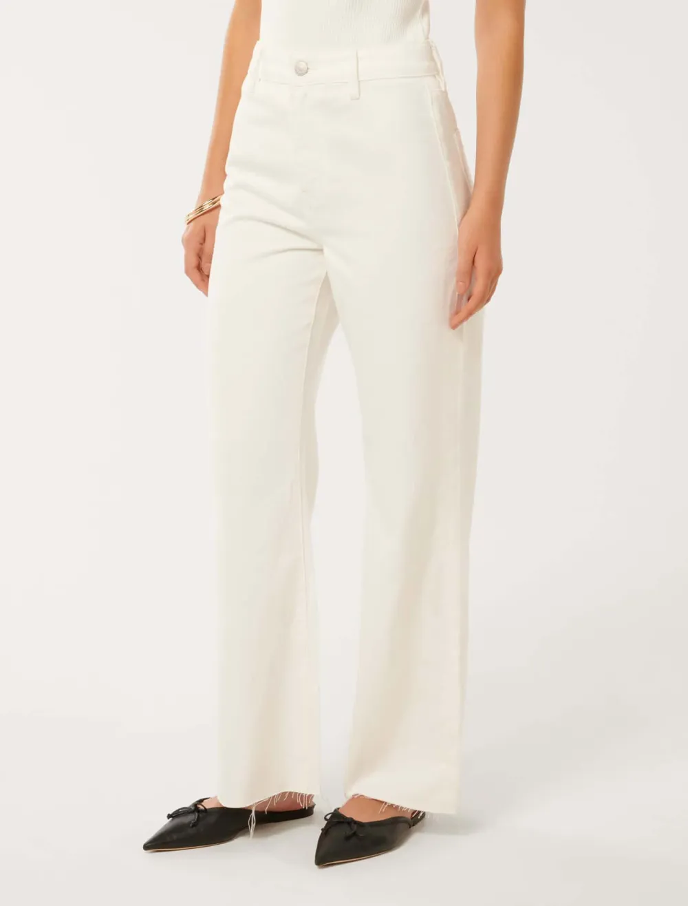 Cropped Wide-Leg Jeans