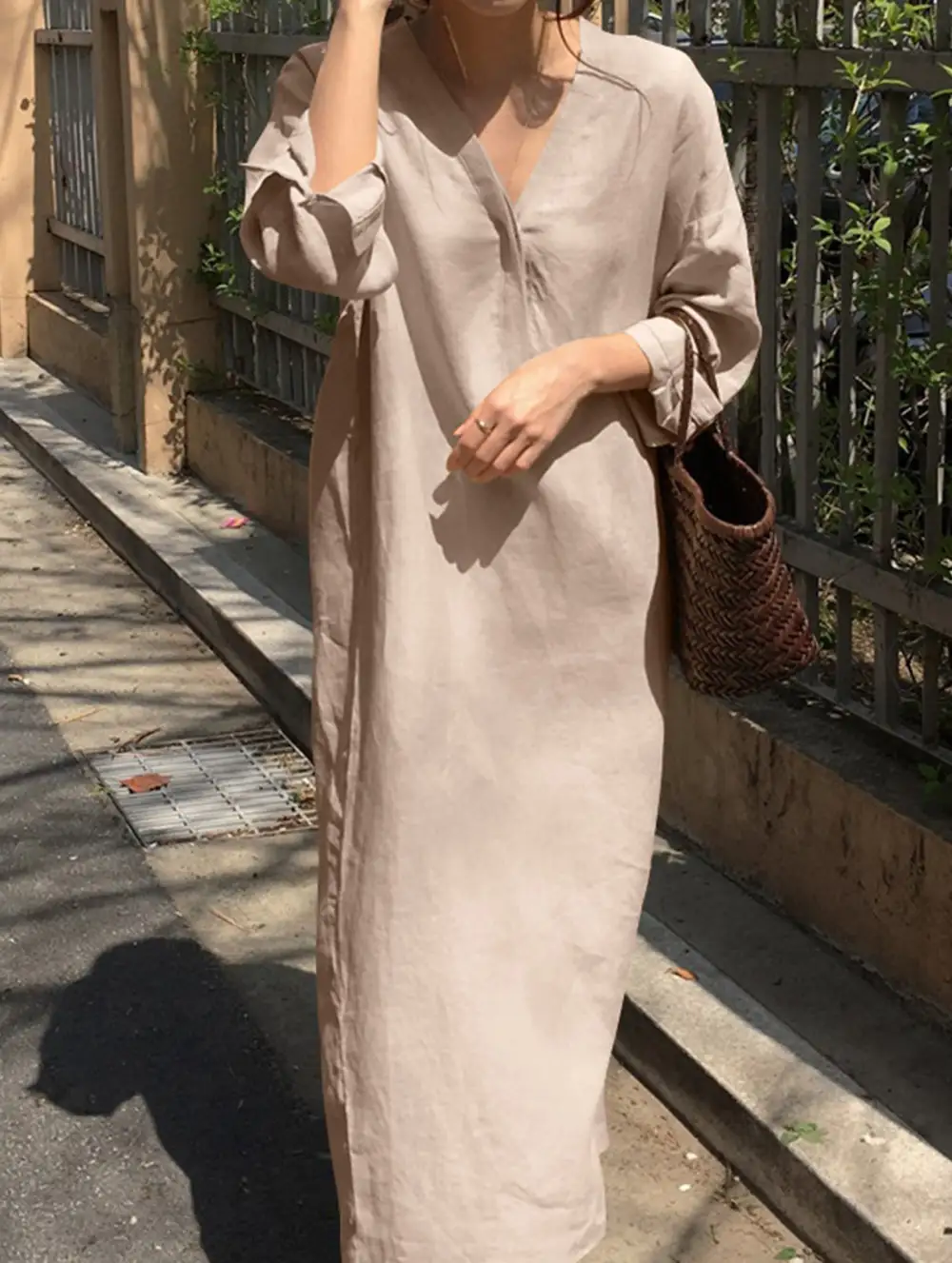 Long-Sleeved Robes and Dresses Top
