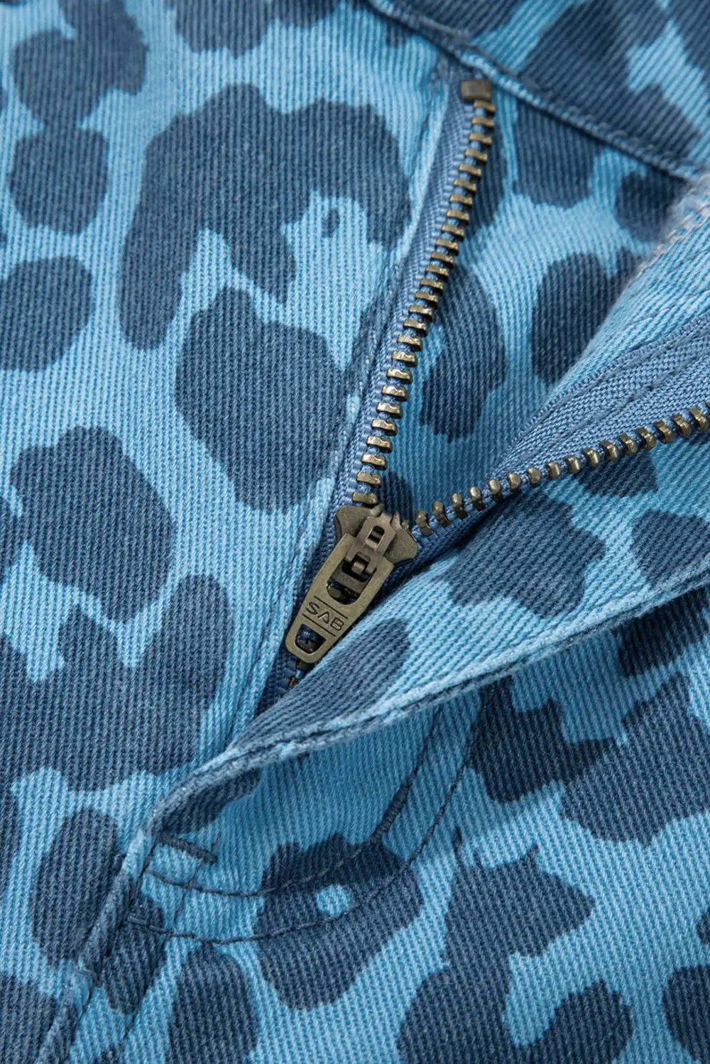 Loose Leopard Print Straight Jeans