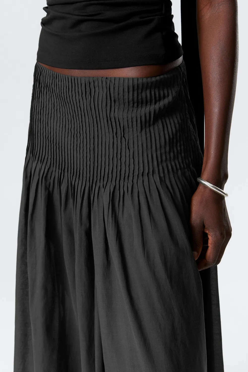 Pleated Mid Waist Skirt