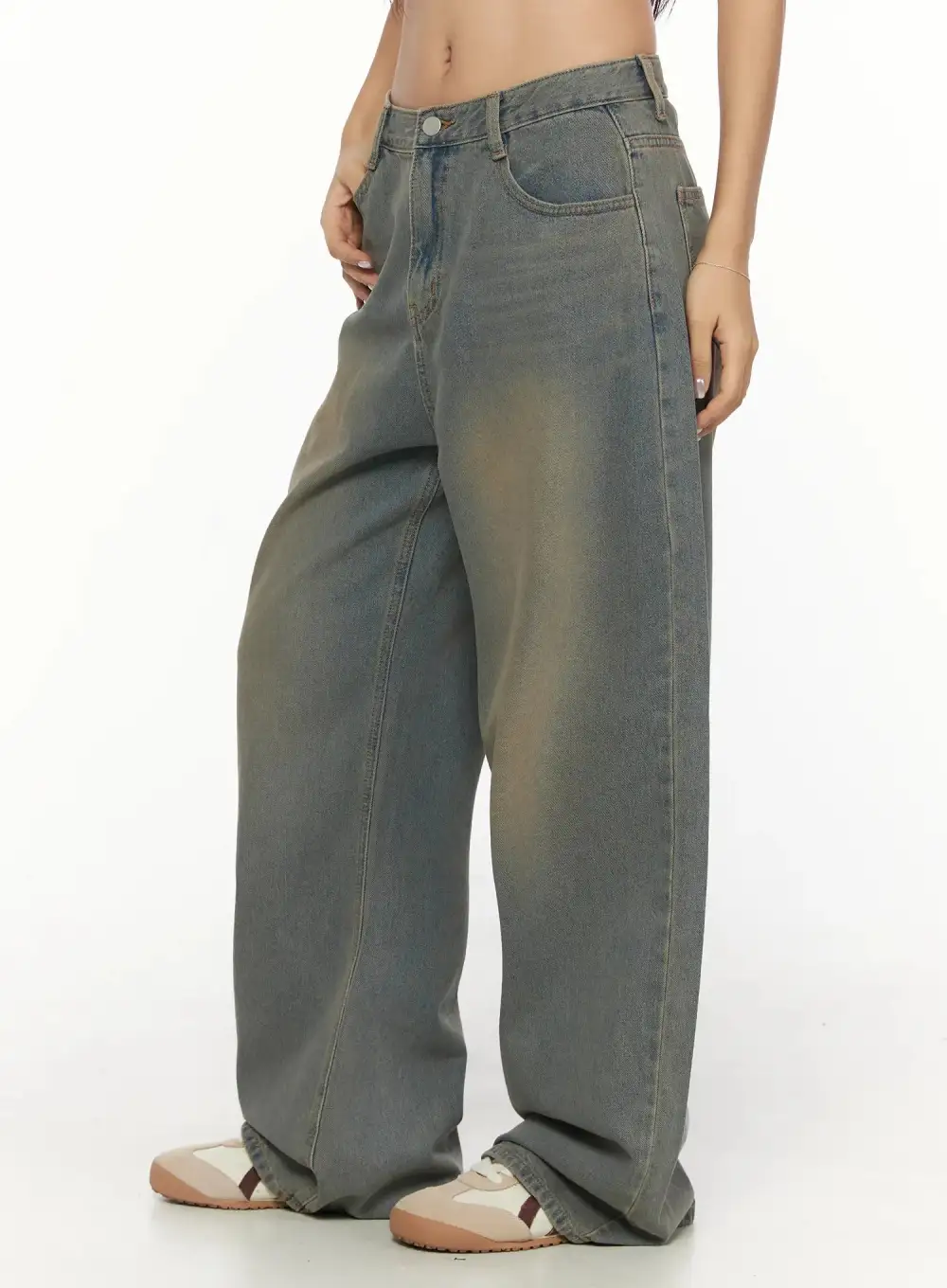 Vintage Wash Wide Leg Jeans
