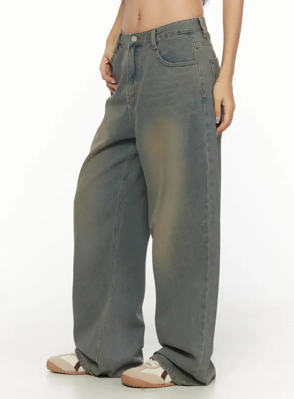 Vintage Wash Wide Leg Jeans