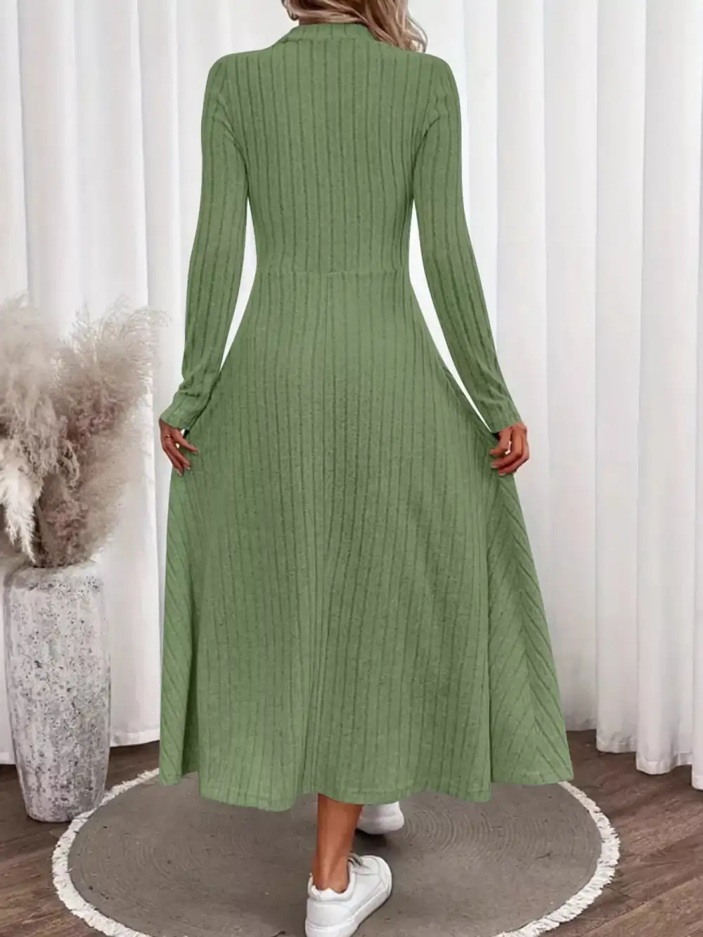 Ribbed Ribbed Knit Long Sleeve Midi Dress