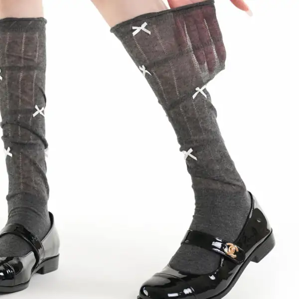 Preppy Knee High Socks with Bows