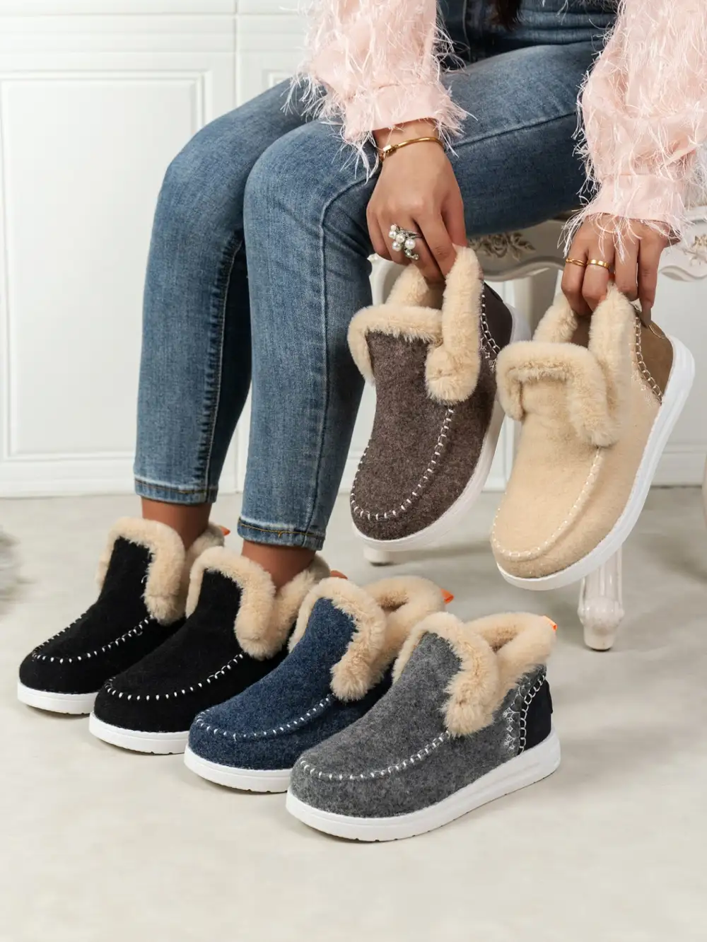 Furry Suede Round Toe Flat Boot