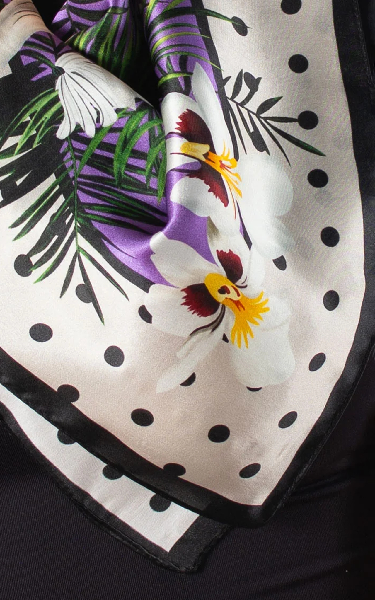 Fashionable Romantic Floral Square Scarf