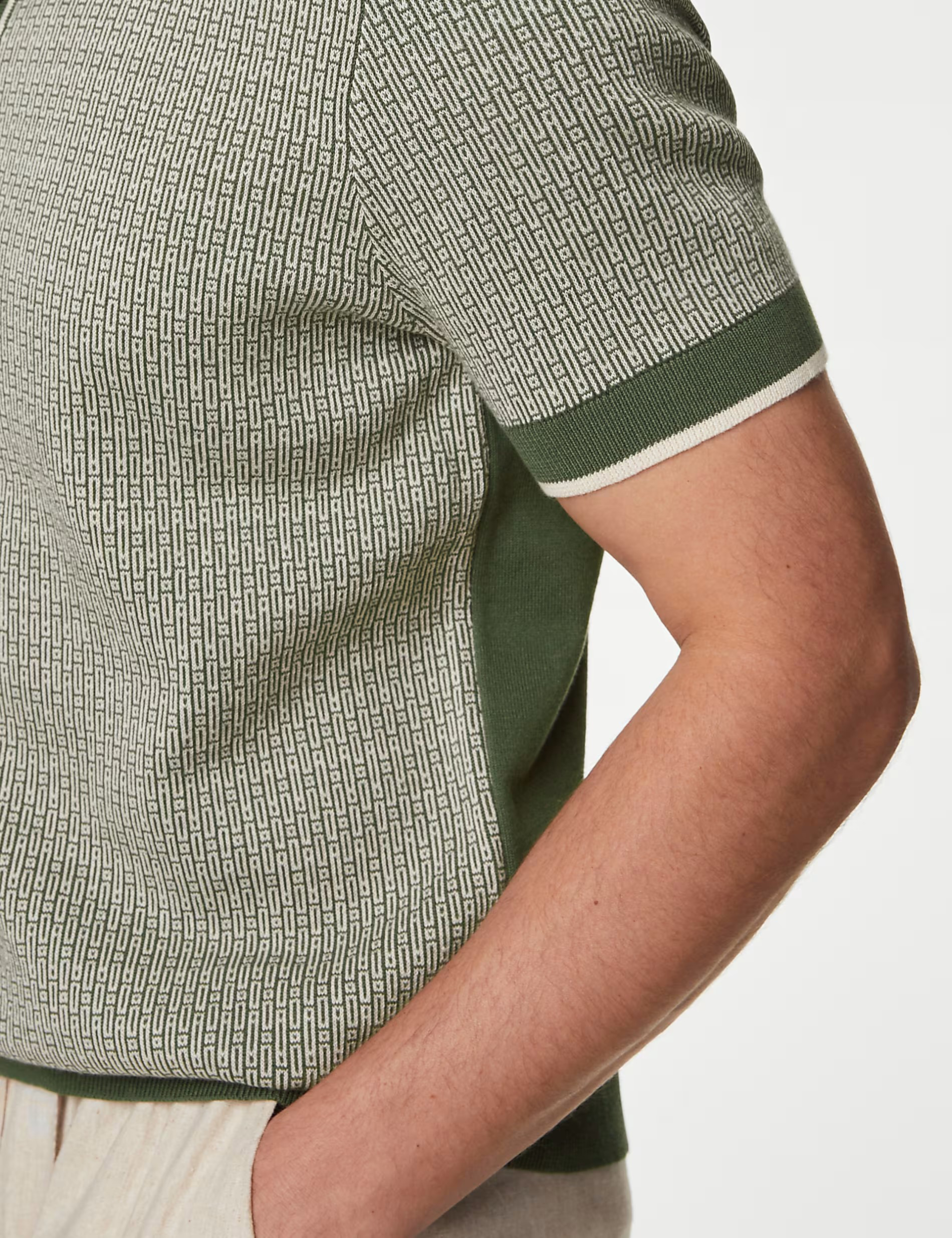 Men's Green Contrast Collar Knit Polo Shirt