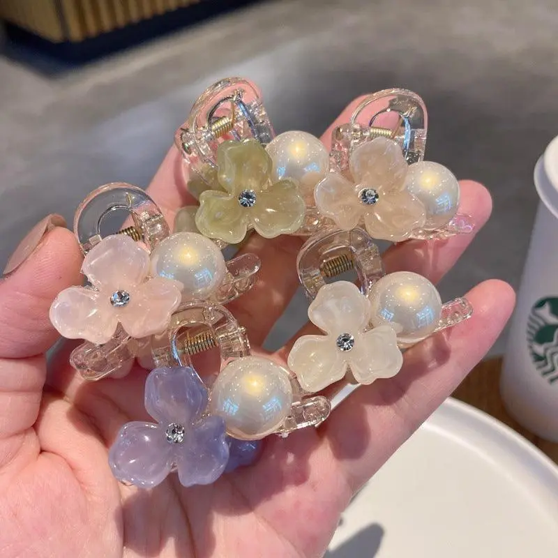 Flower Shapes Fashionable Elegant Hair Hair Claw Clip