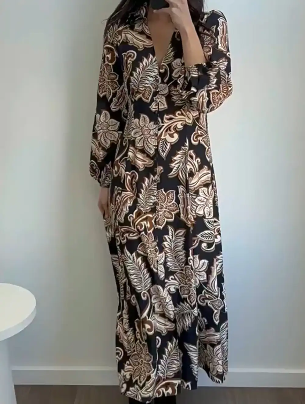 V-Neck-Neck Long-Sleeved Dress Waist