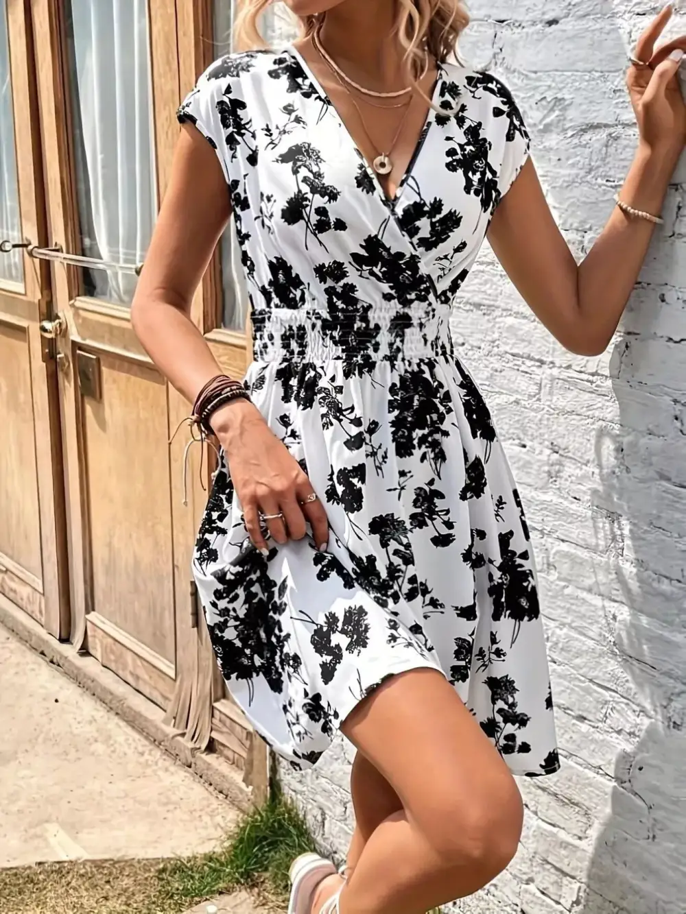 Relaxed Shape Floral Printed Mini Dress