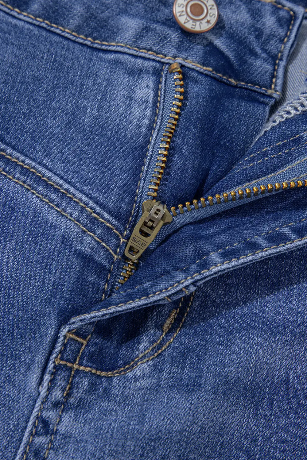 Loose Tailored Center Seam Detail Straight Jeans
