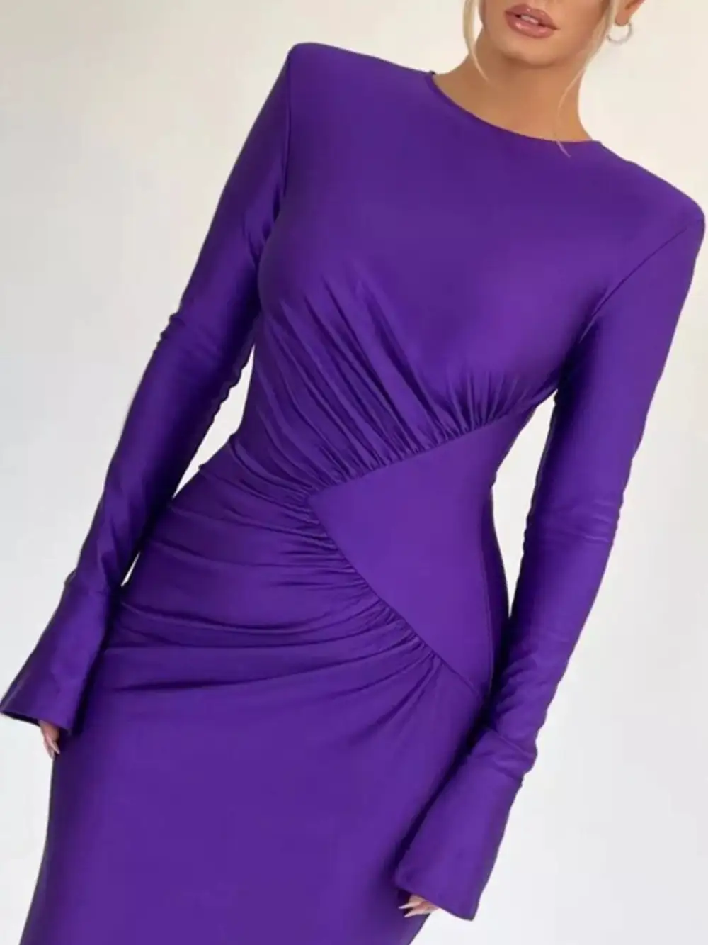 Lightweight Feel Ruched Long Sleeve Maxi Dress