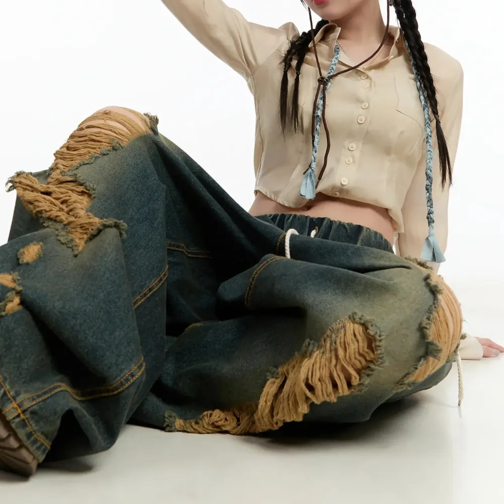 Banded Distressed Wide Leg Jeans