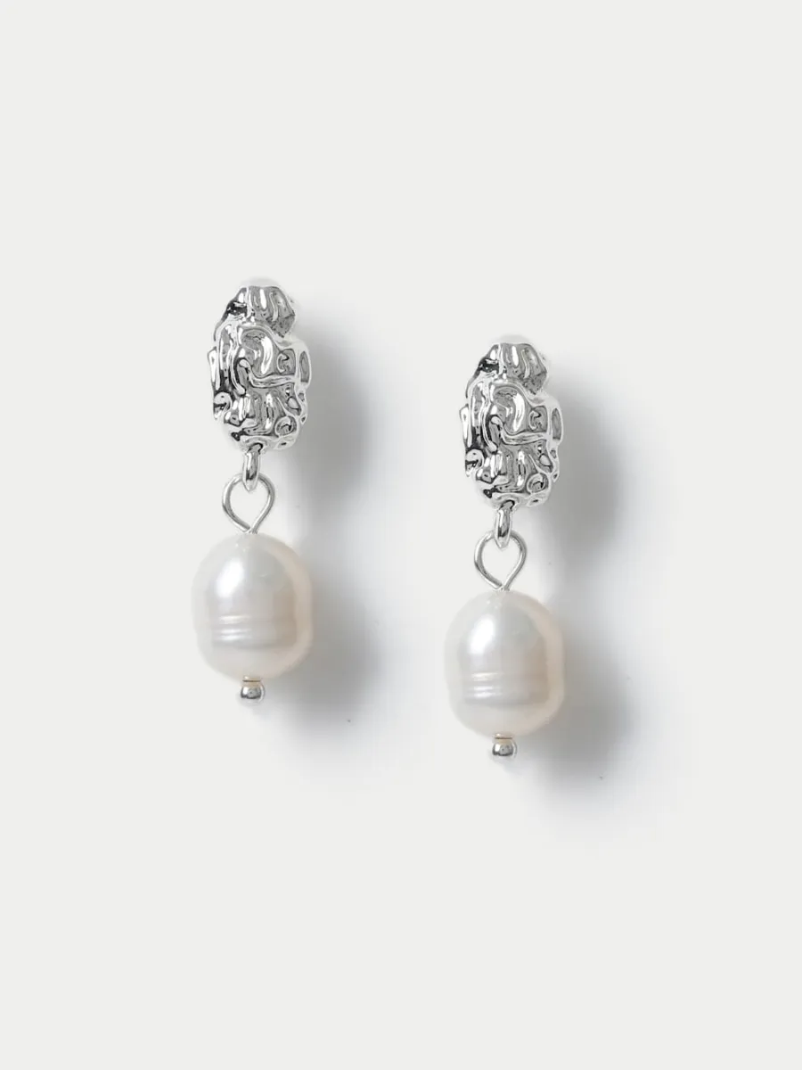 Vintage Pearl Drop Earrings