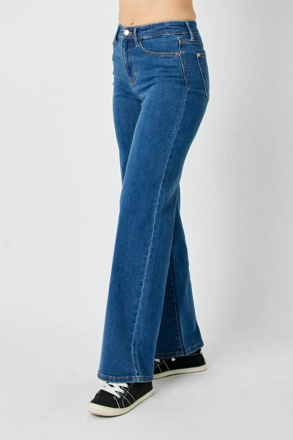 Refined High-Rise Washed Pocketed Stretch Straight Leg Jeans