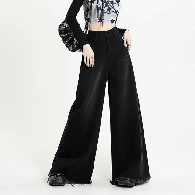 Washed Wide Leg Frayed Hem Jeans