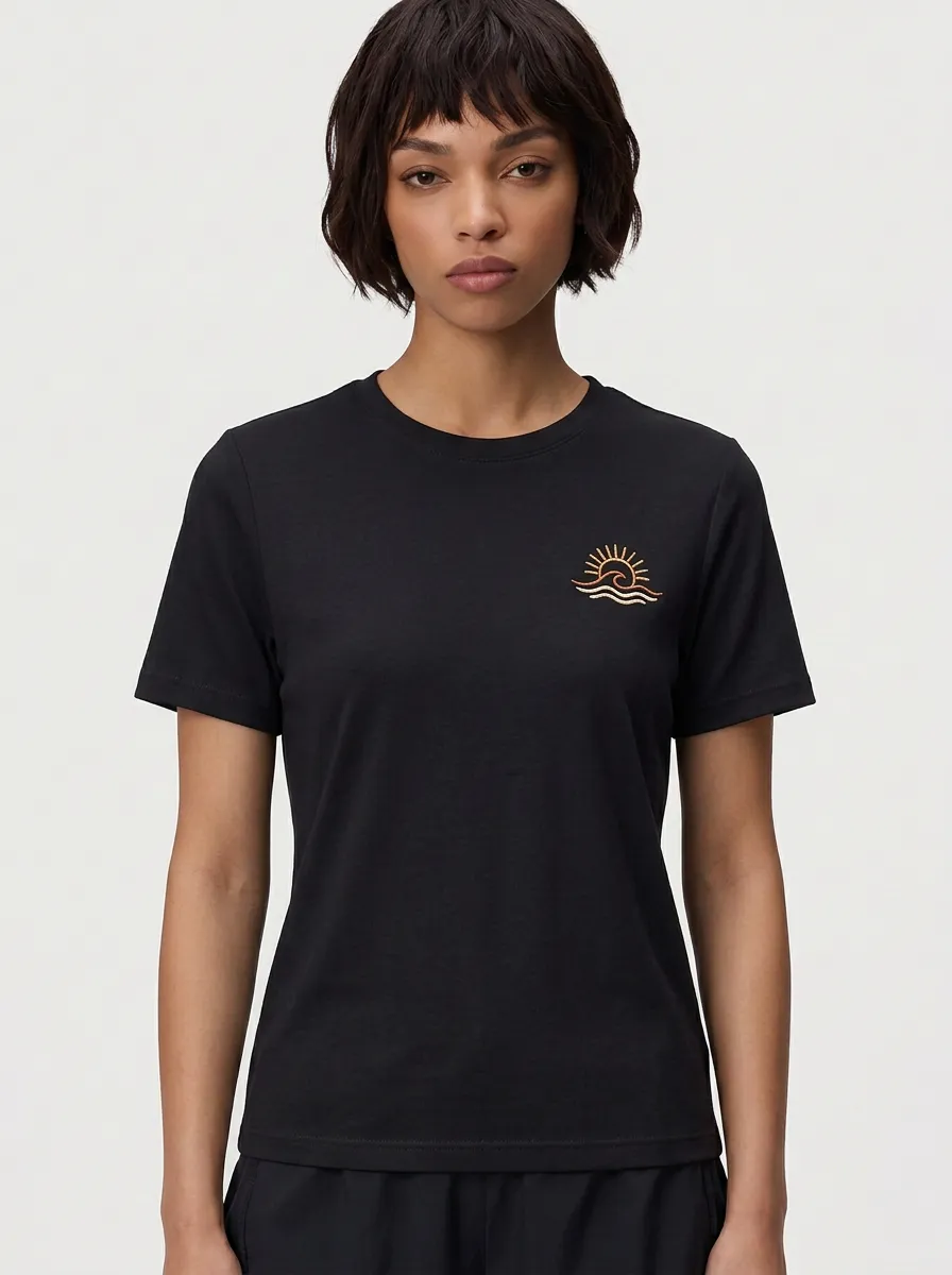 Women's Sun Wave Embroidered Crewneck T-Shirt