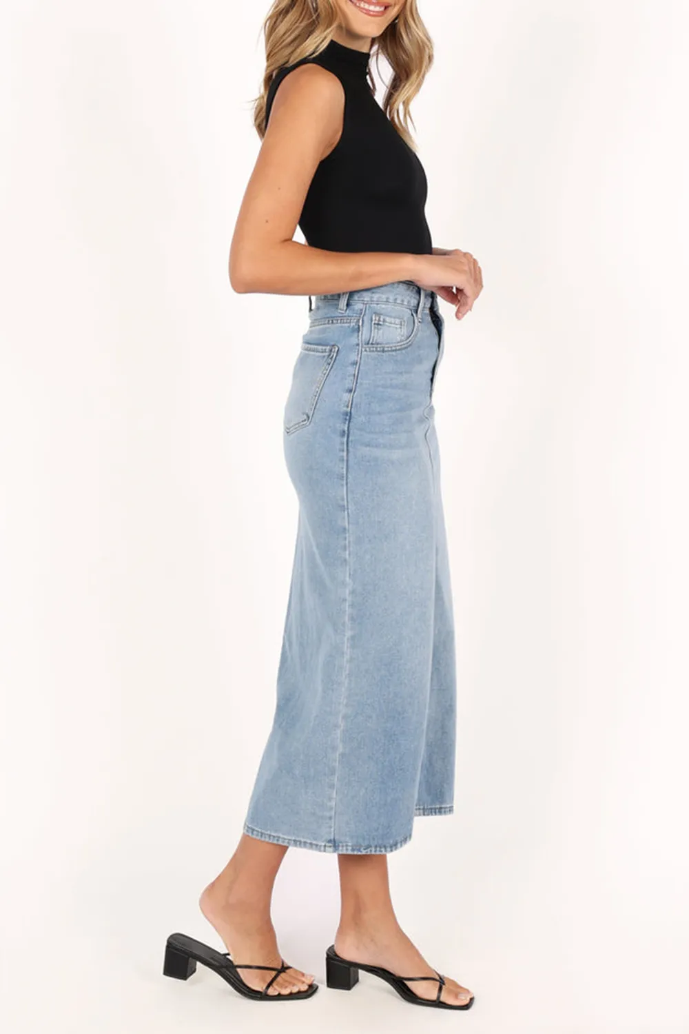 RELAXED MIDI A-LINE KNIT SKIRT