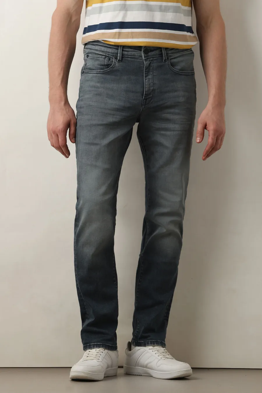 Dark Blue Mid Rise Scott Straight Fit Jeans