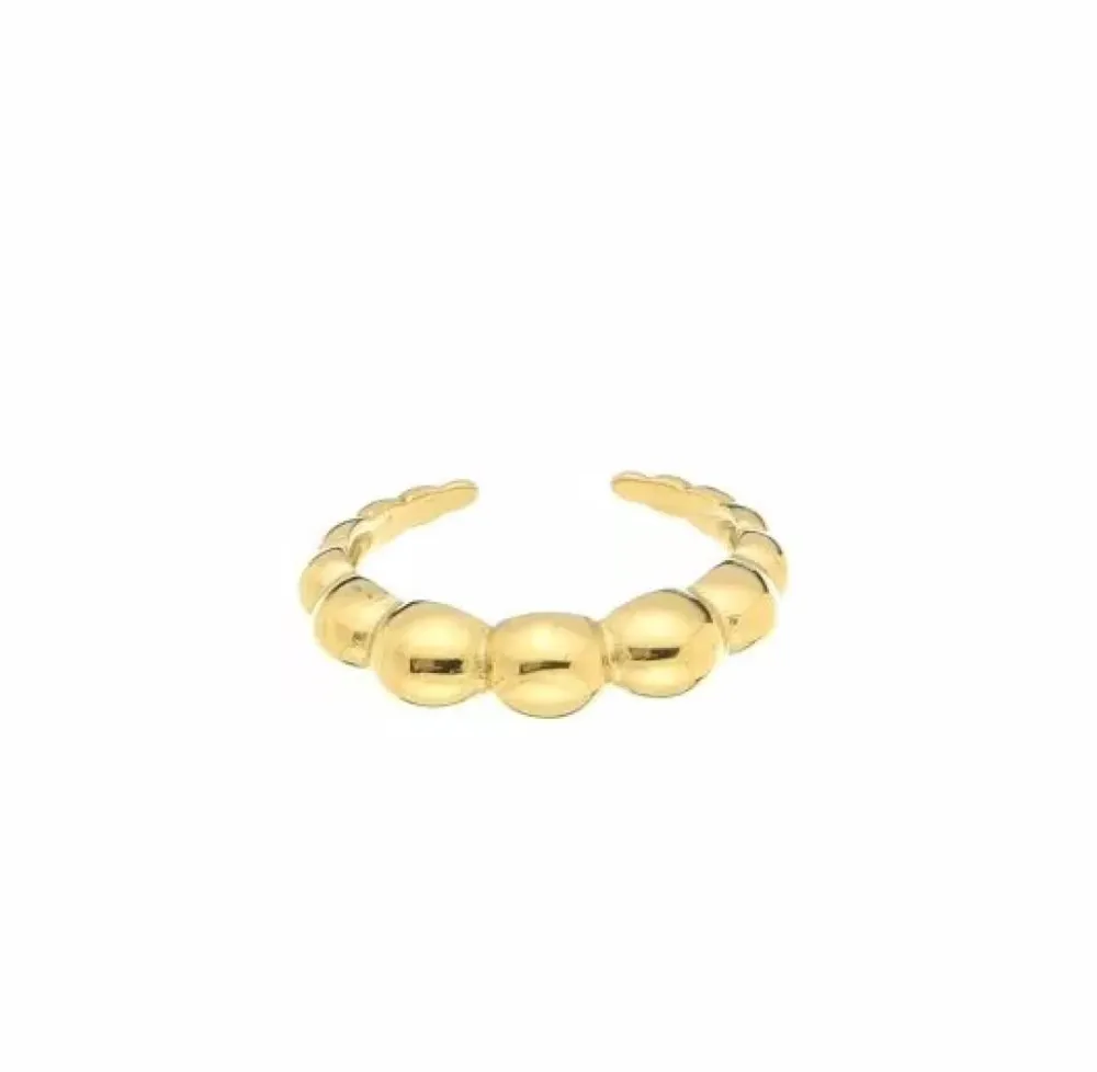 Dotted Band Ring