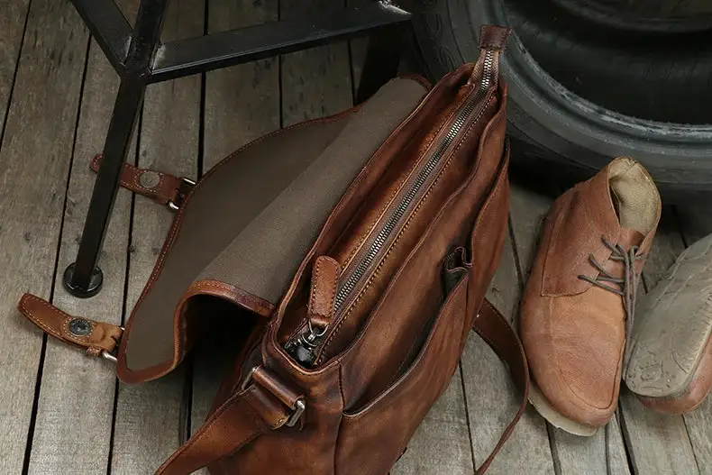 Vintage Leather Handbags