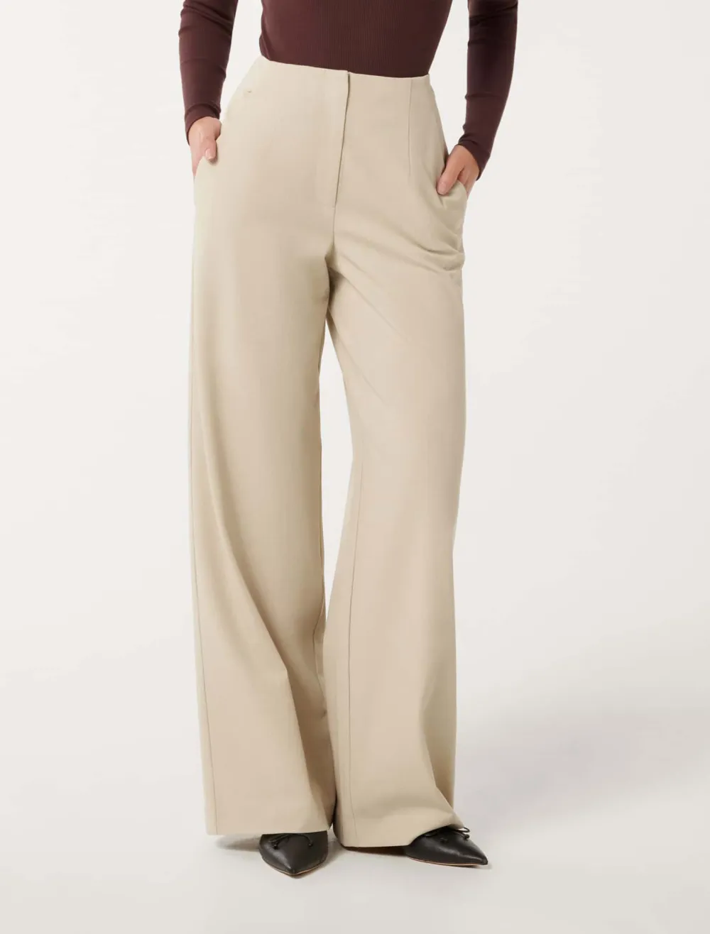 Pocket Wide-Leg Pants