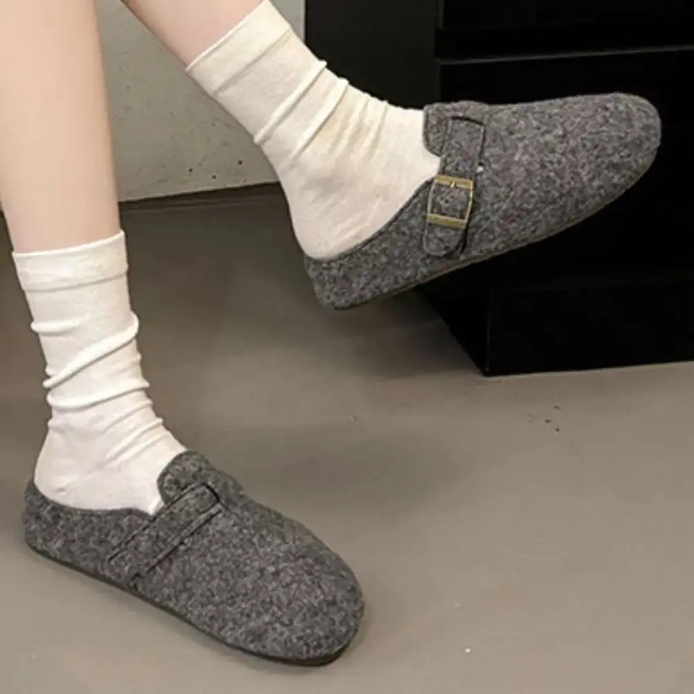 Buckle Decor Round Toe Slippers