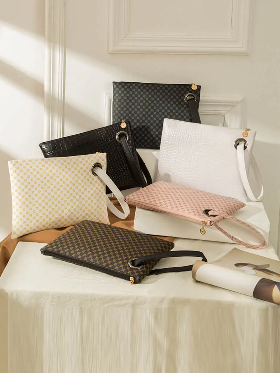 Geometric Zip-Top Shoulder Bag