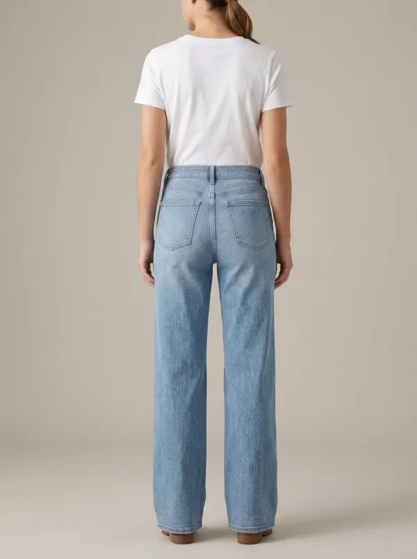 Casual-Refined High-Rise Wide-Leg Washed Denim Jeans