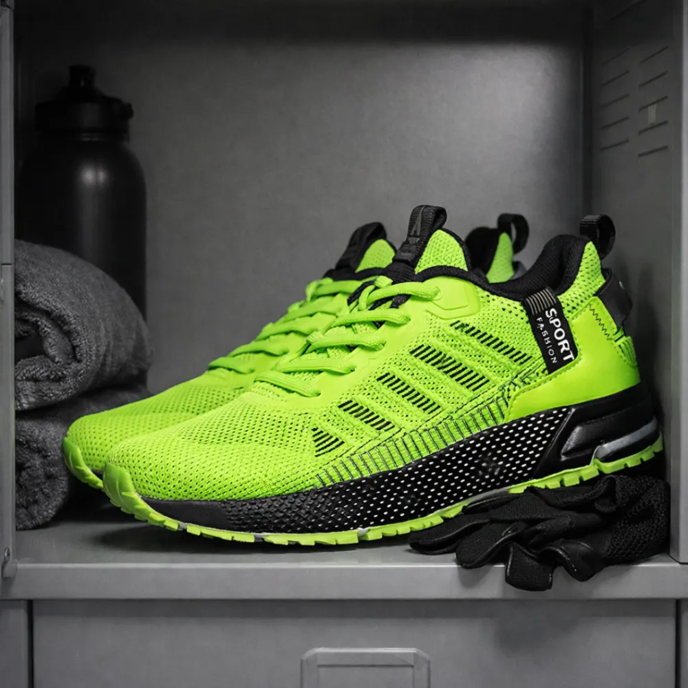 Low Top Fitness Sneakers