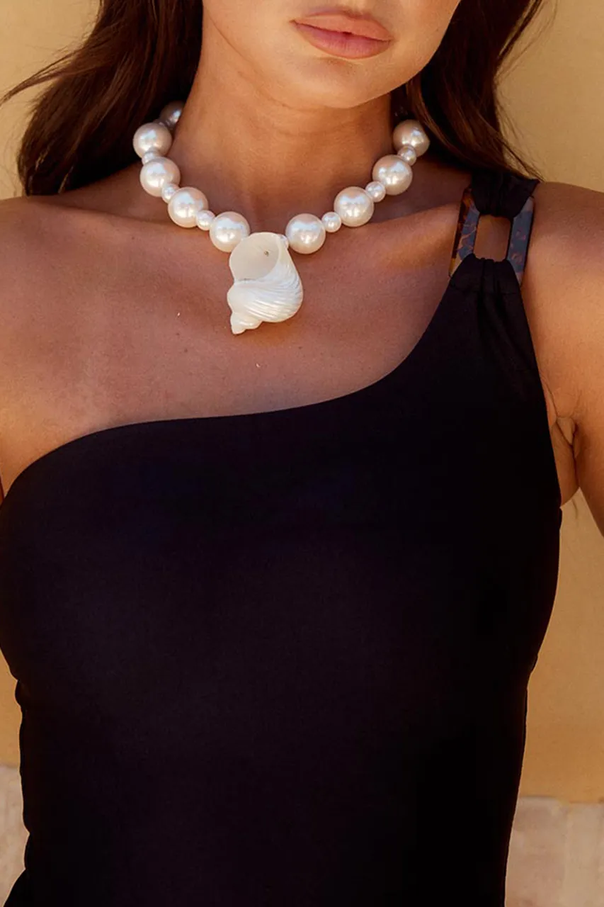 One-Shoulder Swimsuit