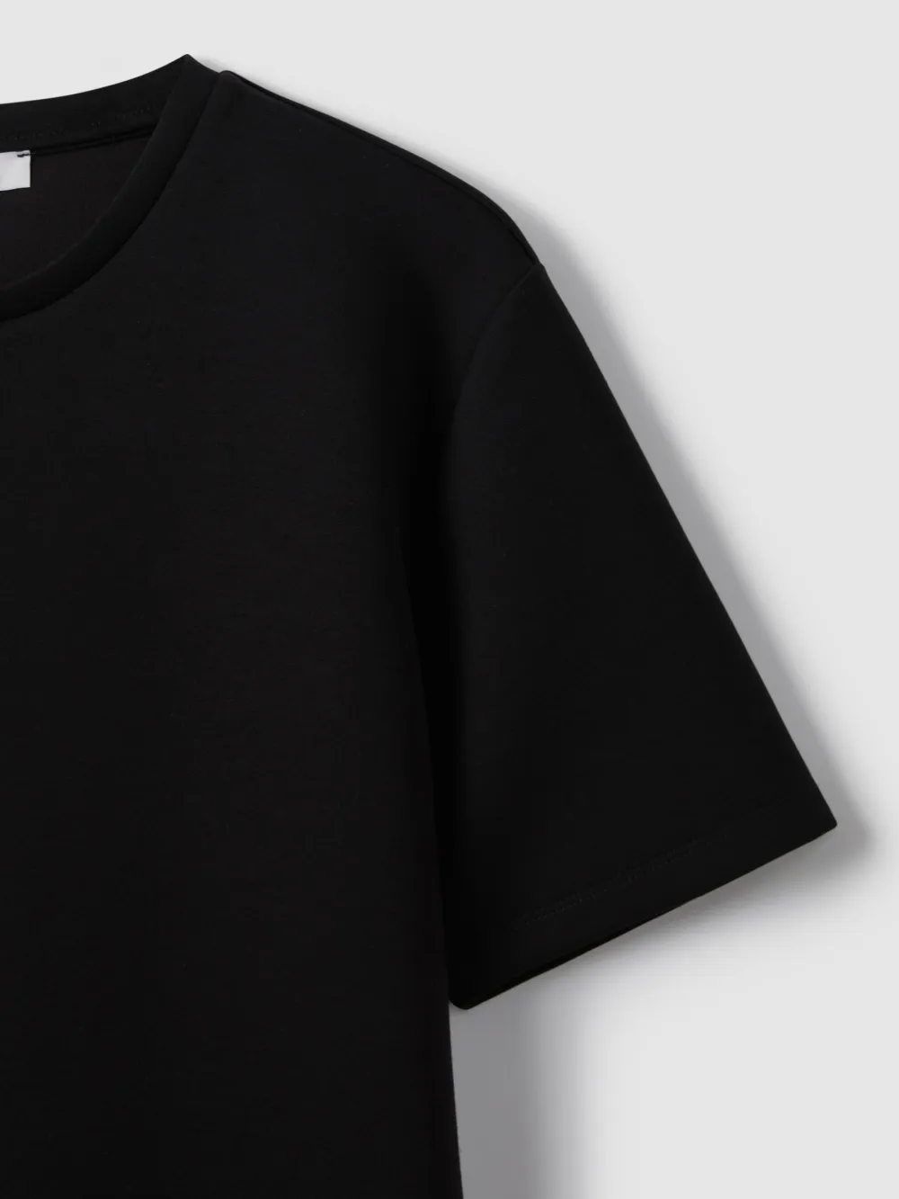 Anti-Wrinkle And Non-Deformation Men's Short-Sleeved