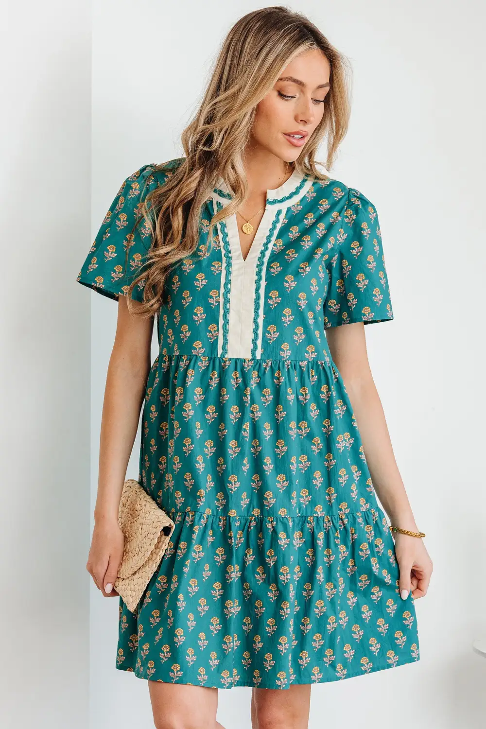 Lightweight Feel Floral V Neck Short Sleeve Dress