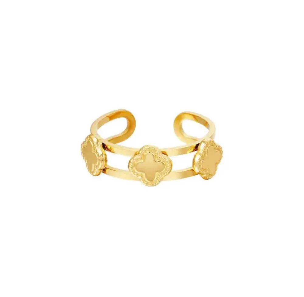 Everyday Clover Motif Ring